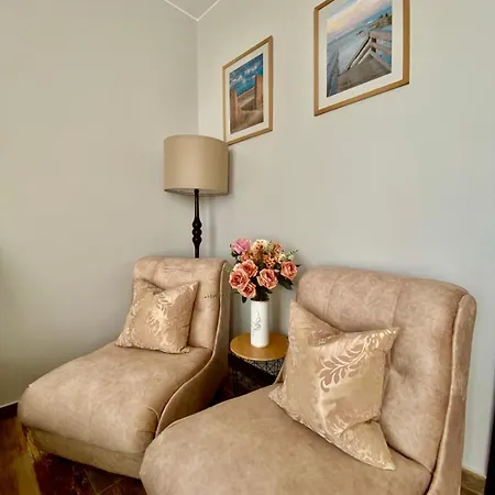 K&k Sunset Apartment